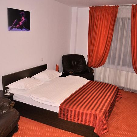 Hotel Thomas Bucarest Extérieur photo