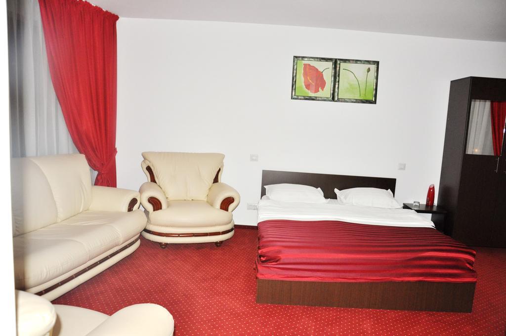 Hotel Thomas Bucarest Extérieur photo