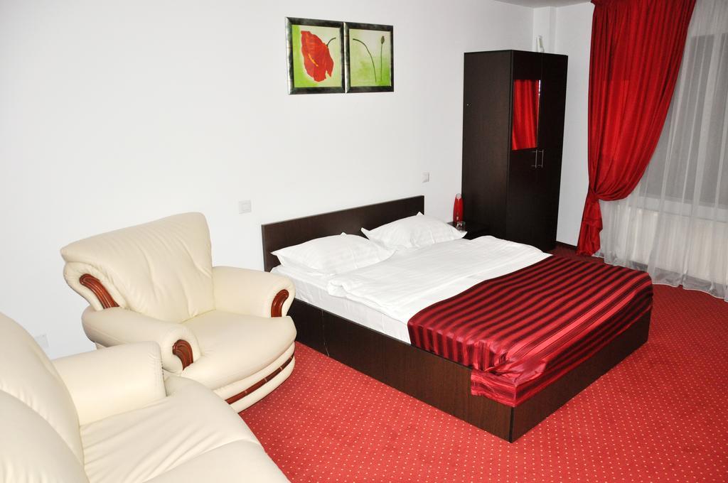 Hotel Thomas Bucarest Extérieur photo