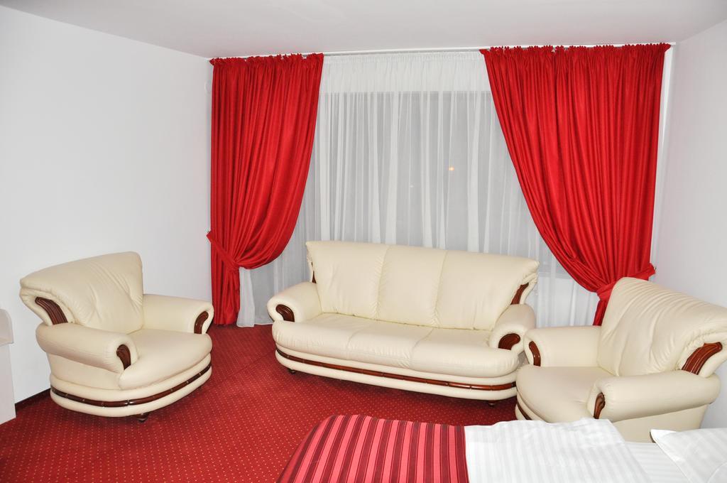 Hotel Thomas Bucarest Extérieur photo
