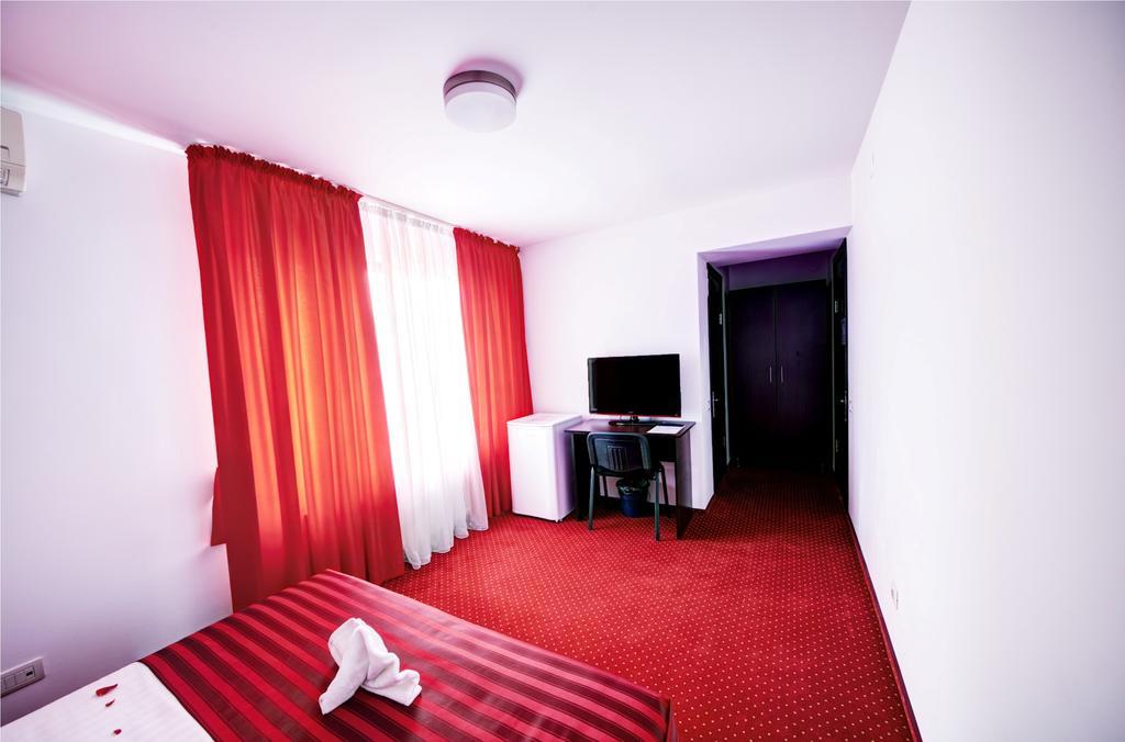 Hotel Thomas Bucarest Extérieur photo
