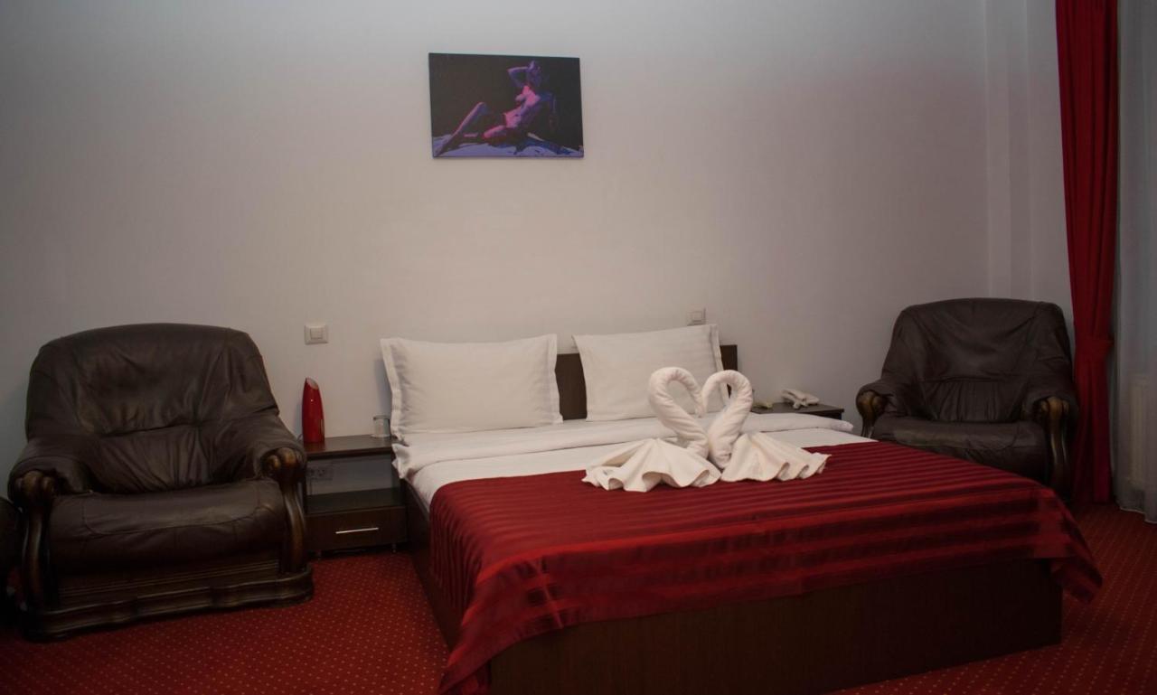 Hotel Thomas Bucarest Extérieur photo